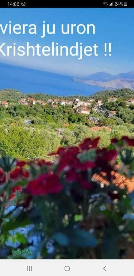Hotel Lagjini Лукове Экстерьер фото